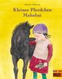 "Kleines Pferdchen Mahabat" steht in lila Schrift auf gelbem Hintergrund. Ein Kind streichelt ein schwarzes Pony.