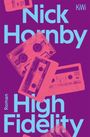 „Nick Hornby High Fidelity Roman KiWi“. Illustration von Kassetten in Rosa auf lila Hintergrund.
