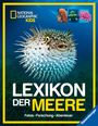 National Geographic Kids. Lexikon der Meere. Fotos, Forschung, Abenteuer. Zeigt einen aufgeblähten Kugelfisch im Wasser.