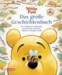 Winnie Puuh: Das große Geschichtenbuch. Illustration von Puuh mit einer Biene auf der Nase, umgeben von bunten Blättern.
