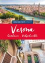 "Baedeker Smart: Verona, Gardasee, Valpolicella." Oben Stadtansicht, unten Bronzestatue im Innenhof mit Efeu und Backsteinen.