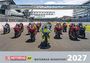 MOTORRAD, Europas größte Motorradzeitschrift. MOTORENN-RENNSPORT 2027. Gruppe von Motorrädern auf einer Rennstrecke.
