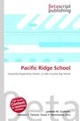 „Pacific Ridge School, University Preparatory School, La Jolla Country Day School“ auf schlichtem, modernem Design.