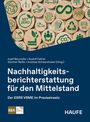 Cover eines Buches: "Nachhaltigkeitsberichterstattung für den Mittelstand" mit Symbolen für Nachhaltigkeit auf Holz.