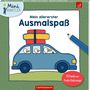 Text: "Mein allererster Ausmalspaß". Illustration: Ein Auto mit drei Enten und Gepäck. Oben links: "Mini Künstler".