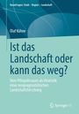 "RaumFragen: Stadt – Region – Landschaft“, Olaf Kühne, „Ist das Landschaft oder kann das weg?“, blauer, geometrischer Hintergrund.