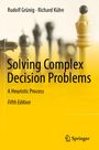 "Solving Complex Decision Problems. A Heuristic Process. Fifth Edition." Oben Autorennamen. Schachfigur im Hintergrund.