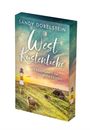 „Westküstenliebe: Wendepunkt im Nordseekoog“ von Sandy Dobelstein. Bild eines Leuchtturms, grüne Wiesen, zwei Schafe.