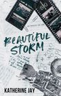 "San Francisco End Game. Beautiful Storm. Katherine Jay." Notizbuch-Seiten, Filmstreifen, Kamera-Skizze, Büroklammern.