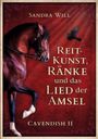 „Reitkunst, Ränke und das Lied der Amsel“ auf rotem Hintergrund, zeigt ein Pferd und eine fliegende Amsel.