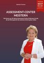 "ASSESSMENT-CENTER MEISTERN" mit Frau in rotem Kleid und weißem Blazer davor.