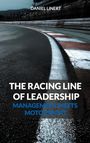 „The Racing Line of Leadership: Management Meets Motorsport“ über einer nassen Rennstrecke.