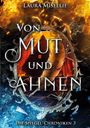 "Von Mut und Ahnen" prangt in silbernen Buchstaben auf einem Spiegel, umgeben von Flammen und einer Feder.