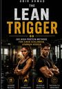 Titel: THE LEAN TRIGGER. Eine muskulöse Frau und ein Mann posieren mit verschränkten Armen in einem Fitnessstudio.