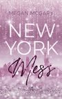 "MEGAN MCGARY, NEW YORK Mess 4" vor glitzerndem Hintergrund, Silhouette der New Yorker Skyline und Freiheitsstatue.