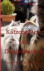 "Katzenglück im Doppelpack II" und "Neue Abenteuer mit Gini & Tilli". Zwei Katzen von hinten auf einem Weg.