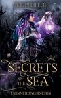 Text oben: "B. E. Pfeiffer". Unten: "Secrets of the Sea - Erinnerungsdiebin". Eine Frau mit lila Haaren hält eine Laterne.