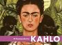 „10 Kunstpostkarten KAHLO“. Ein Porträt einer Frau mit dichten Augenbrauen, hinter ihr Blätter, ein Affe und ein schwarzer Panther.