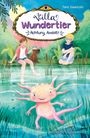 "Villa Wundertier: Achtung, Axolotl!" Zwei Kinder am Teich, eines streichelt ein Tier. Ein pinker Axolotl schwimmt im klaren Wasser.