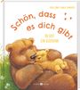 Text: Schön, dass es dich gibt. Du bist ein Geschenk. Illustration: Ein großer Bär hält ein kleines, schlafendes Bärenjunges.
