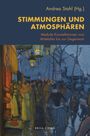 "Andrea Stahl (Hg.) STIMMUNGEN UND ATMOSPHÄREN. Illustration eines lebhaften, abendlichen Straßenszenarios."