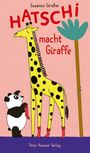 "HATSCHI macht Giraffe" von Susanne Straßer und "Peter Hammer Verlag". Illustration: Ein Panda strickt für eine Giraffe.