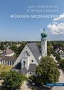 KATH. PFARRKIRCHE ST. PETRUS CANISIUS MÜNCHEN-GROSSHADERN. Eine Kirche mit grünem Kuppeldach und Uhrturm umgeben von Bäumen.