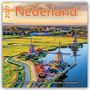 Text: „2027 Nederland. 18 Month Calendar, Kalender, Calendrier, Calendriero“. Sicht auf Windmühlen in einer grünen Landschaft.