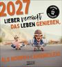 2027: Lieber verrückt das Leben genießen, als normal langweilen! Zwei Kinder auf Skateboards, lachend und verkleidet.