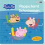 "Peppa lernt Schwimmen. Mein wasserstarkes Klappenbuch. Mit vielen Klappen!" Illustration von Peppa und Freunden im Pool.