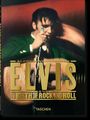 "ELVIS AND THE BIRTH OF ROCK AND ROLL" von Alfred Wertheimer. Ein Musiker singt leidenschaftlich mit einer Gitarre.