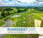 "RUHRGEBIET 2027: Ansichten einer Region" steht über einer grünen Landschaft mit Fluss und Kiefern.