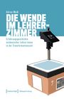 "Die Wende im Lehrerzimmer" von Adrian Weiß. Illustration eines Overheadprojektors auf einem blauen Hintergrund.