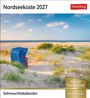 "Nordseeküste 2027", "Harenberg", "Mit 53 Postkarten", "Sehnsuchtskalender". Strand mit blauem Strandkorb und Dünen.