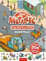 „Das Metallic Stickerbuch Baustelle“, „Über 300 Metallic-Sticker“. Illustration einer Baustelle mit Fahrzeugen und Bauarbeitern.