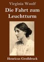 „Virginia Woolf: Die Fahrt zum Leuchtturm“ über einem Porträt einer Frau in sepia auf braunem Hintergrund.