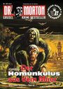 "Der Homunkulus aus dem Moor" steht groß in Rot auf Weiß. Illustration: Kreatur hält erschrockene Person vor düsterem Hintergrund.