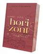 "Wenn unser Horizont verblasst" von Leonie Strohbecke in goldener Schrift auf rotem Hintergrund mit Möwen und Musiknoten.