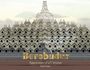 "Borobudur Appearance of a Universe Peter Cirtek“ vor einer detailreichen Illustration des Borobudur-Tempels mit Stupas.