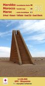 Marokko Reisekarte und Wegpunkte. Sandfarbene Treppe in der Wüste unter blauem Himmel.