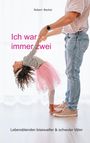 "Ich war immer zwei" steht in Pink. Ein Kind in rosa Tutu hält an den Händen eines Erwachsenen in Jeans und Sneakers.