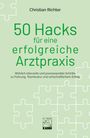 Text: „50 Hacks für eine erfolgreiche Arztpraxis“ auf hellgrünem Hintergrund mit weißen Puzzleteilen. Logo "Kaden".
