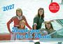 "2027", "Thank you for the Music", "Der Kalender für ABBA-Fans". Vier Personen auf einem Boot lächeln am Wasser.