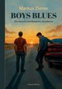 Markus Ziener, BOYS BLUES, Ein deutsch-amerikanisches Roadmovie. Zwei Männer stehen vor einem Sonnenuntergang an einer Straße.