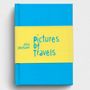 Text auf gelbem Hintergrund: "Julia Lohmann - Pictures of Travels". Blaues und gelbes Buchcover.