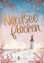 „Nordsee Flocken“ in großer Schrift. Winterliche Küstenlandschaft mit Leuchtturm und roten Beerenzweigen.