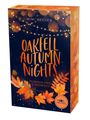 "Oakfell Autumn Nights", "Pumpkin Pies & Promises", "Mimi Heeger", "Moon Notes". Illustration mit Herbstblättern und Lichterketten.