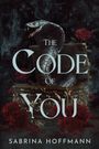 „The Code of You, Sabrina Hoffmann“. Eine Schlange erhebt sich aus einer kunstvoll verzierten Schatulle, umgeben von Rosen.