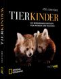 „TIERKINDER“ von Joel Sartore, zwei rote Pandabären auf schwarzem Hintergrund, National Geographic Logo.
