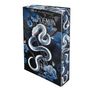 „The Demon and His Viper“ von Ben Alderson. Ein leuchtend weißer, schlängelnder Snake auf dunklem Hintergrund mit blauen Blumen.